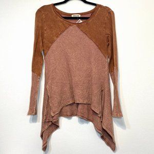 NWT Rolla Coster Flowy Top